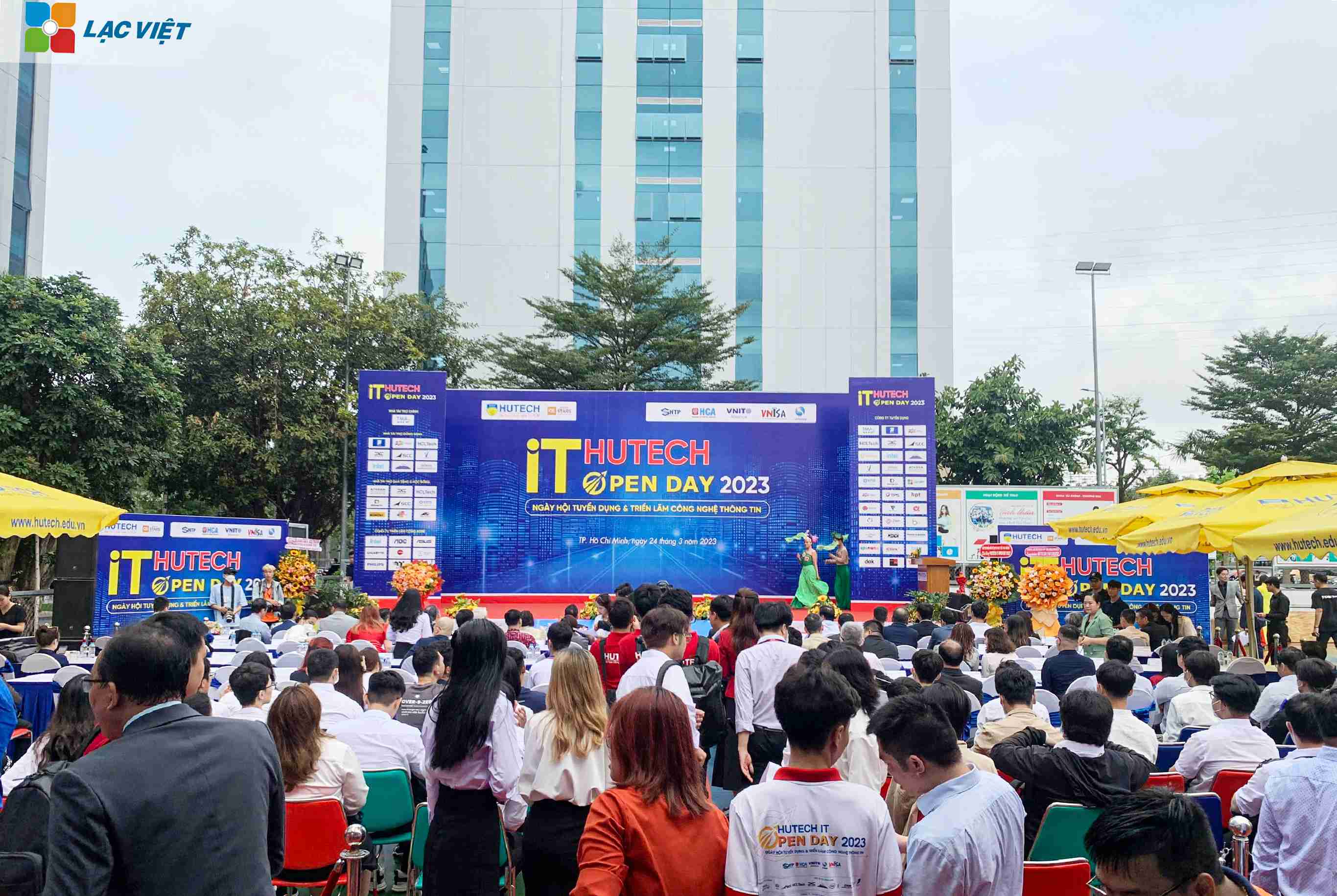 LẠC VIỆT THAM GIA NGÀY HỘI HUTECH IT OPENDAY 2023